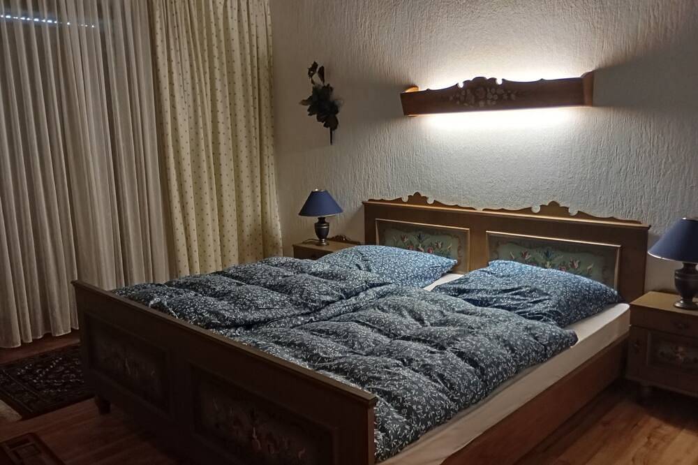 Ganze Wohnung, Gemütliche 130 qm große Ferienwohnung, ebenerdig, für Familien und Urlauber. in Drachselsried, Ostbayern