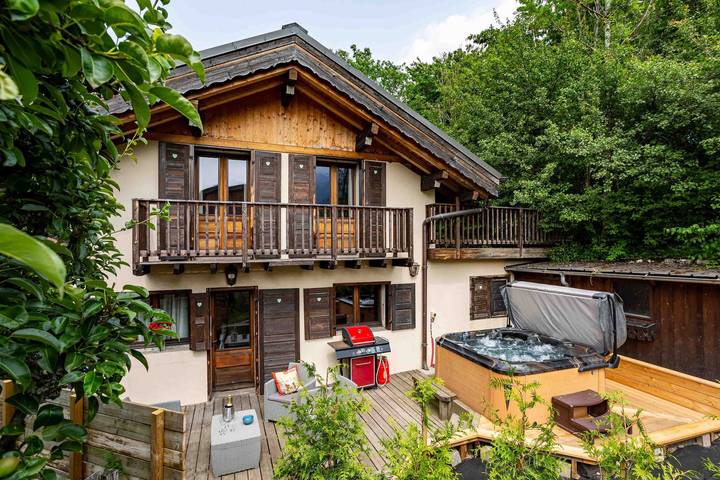 Chalet für 6 Personen, mit Whirlpool und Garten