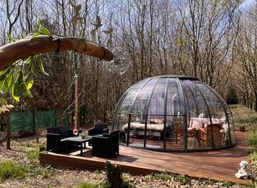 Gîte pour 4 personnes, avec jacuzzi ainsi que piscine et jardin dans le Finistère