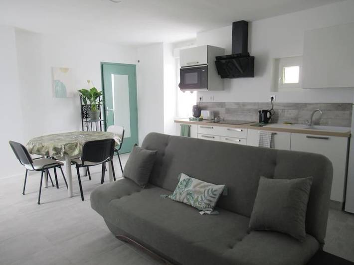 Gîte pour 4 personnes, avec vue à Villeneuve-de-Berg - 3