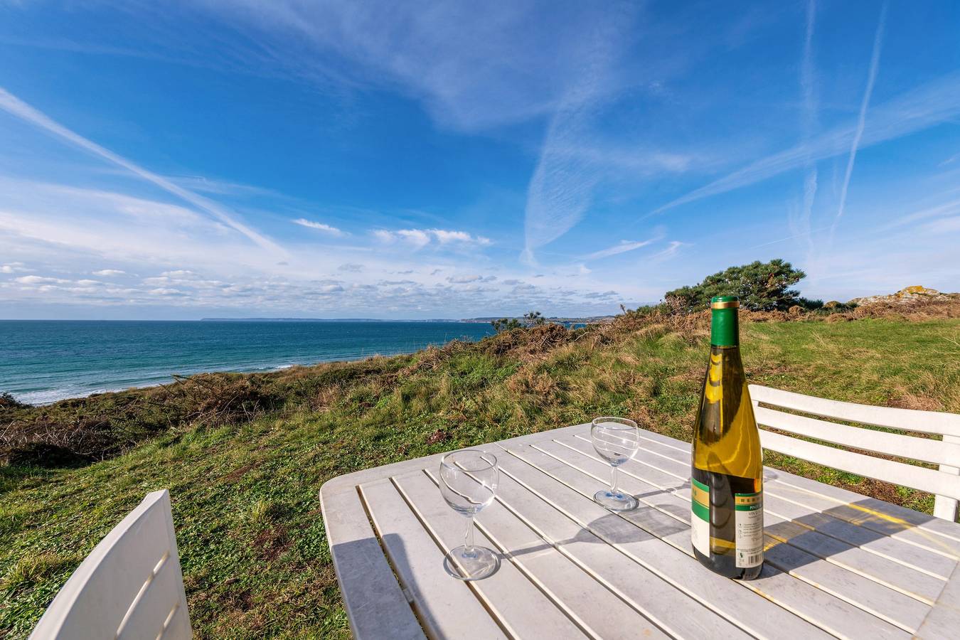 Estudio entero, Estudio 'Vue Sur Mer' con Vistas al Mar, Terraza Privada y Wi-Fi in Plomodiern, Châteaulin und Umgebung