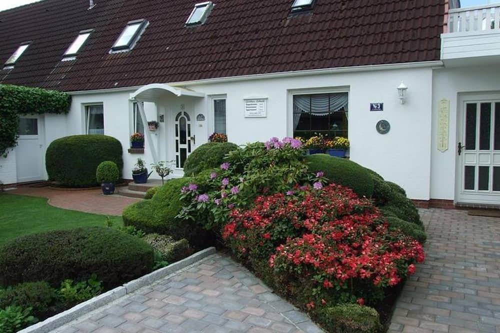 Ganze Wohnung, Appartement mit Duschbad/Wc und Balkon - Gästehaus Liebrecht in St. Peter-Bad, St. Peter-Ording