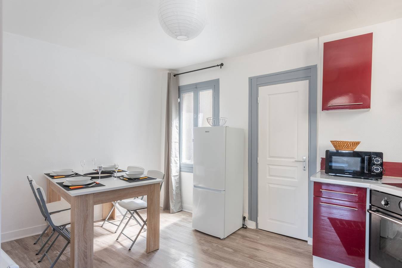 Entire apartment, La Cale - Studio avec vue sur le port in Dieppe, Dieppe region