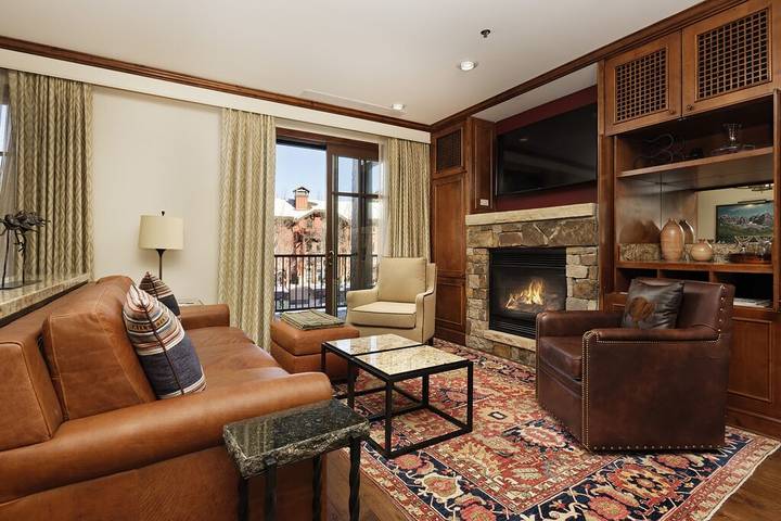 Vacation rental for 6 people, with balcony and sauna as well as hot tub in Aspen