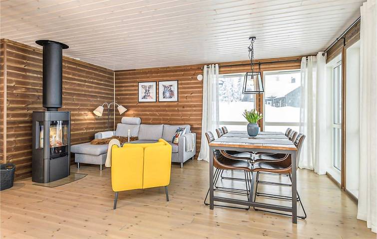 Ferienhaus für 8 Personen mit Garten in Lillehammer