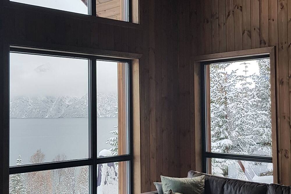 Willkommen Im Herzen Von Lyngenfjord in Nordreisa