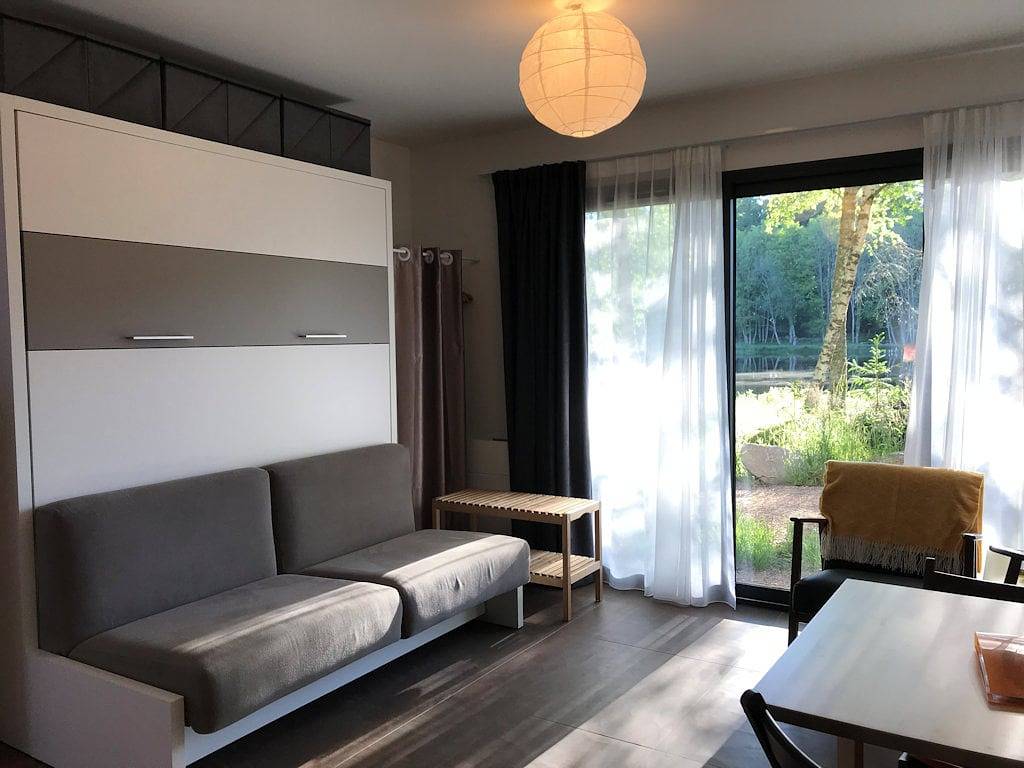 La Folie Douce du Morvan - Chambre-studio Orange in Alligny-en-Morvan, Parc naturel régional du Morvan