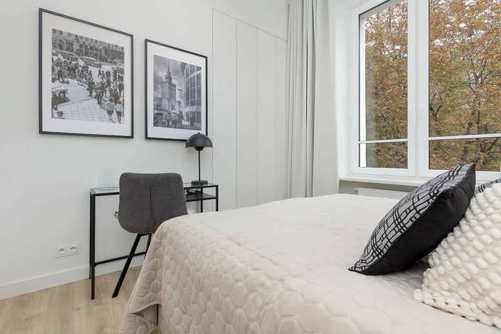 Apartamento entero, Central View Apartment | 2 Bedrooms | Remote Work in Varsovia Śródmieście, Varsovia
