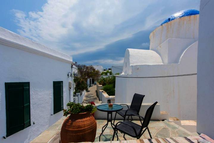 Maison d’hôte pour 2 personnes, avec terrasse et vue dans Apollonia - 2