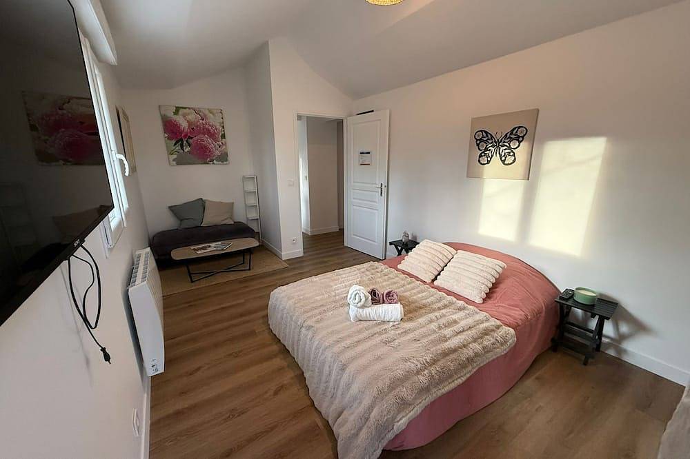 Grande maison familiale proche Paris et Disney in Mandres-les-Roses, Val-de-Marne