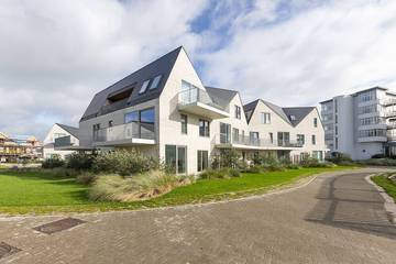 Ferienwohnung für 5 Personen, mit Balkon und Pool in Westende