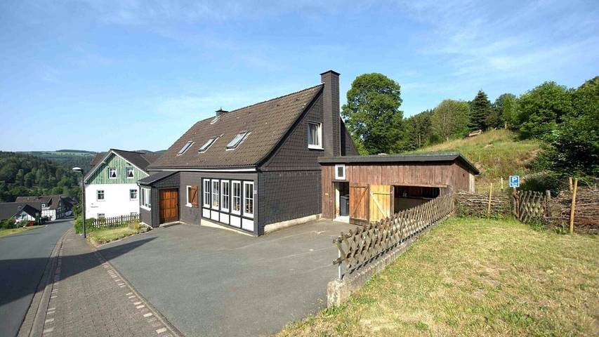 Ferienhaus für 14 Personen, mit Terrasse und Garten - 1