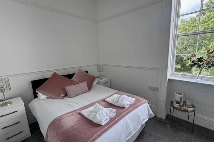 B&b for 2 people, with garden in Wales