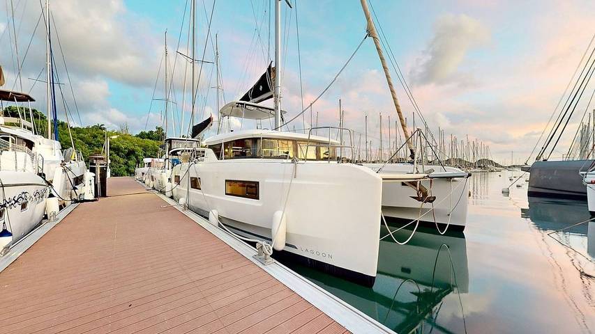 Boat for 10 people, with balcony in Saint-Barthélemy