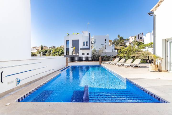 Villa für 6 Personen, mit Garten und Terrasse - 1