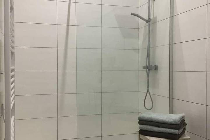 Gîte pour 2 personnes, avec jardin et terrasse à Viverols - 4