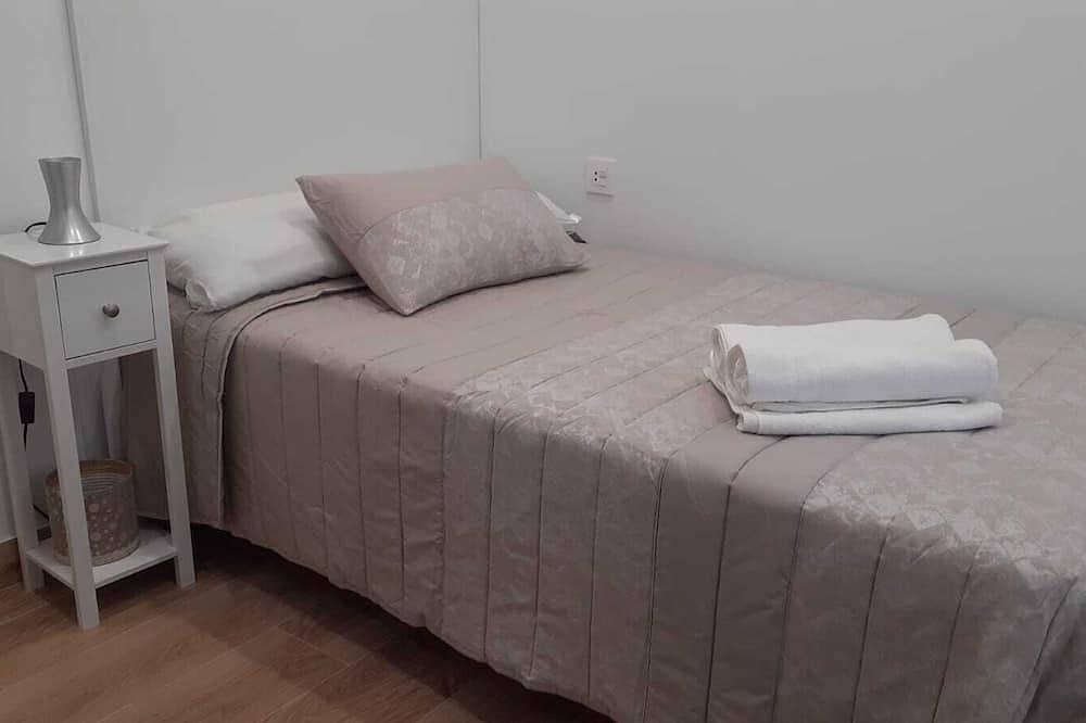Entire apartment, Cloe Salamanca, Recién Reformado, muy Amplio, muy Cerca del Centro in San Bernardo (Salamanca), Salamanca