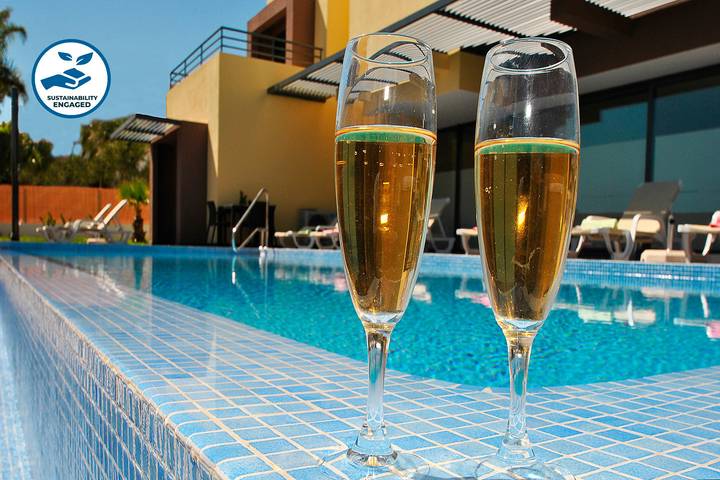 Casa rural para 16 personas, con terraza y jardín en Armação de Pêra (costa)