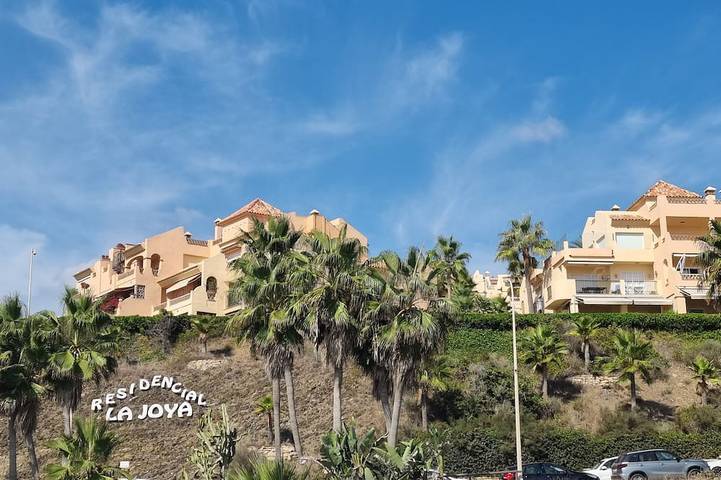 Ferienwohnung für 5 Personen, mit Garten und Terrasse sowie Pool - 1