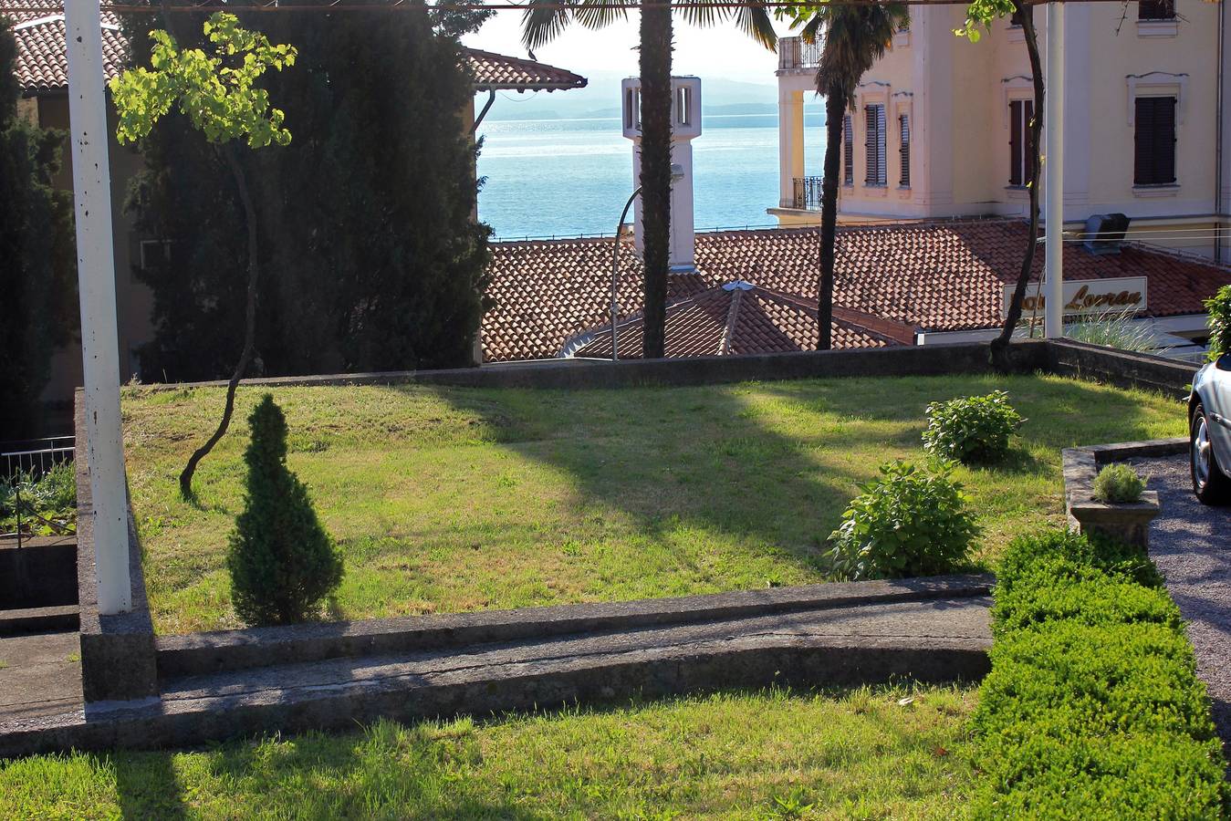 Ganze Wohnung, 2-Zimmer-Ferienwohnung mit Terrasse und Meerblick Lovran, Opatija A-7705-a in Hotel-Lovran-Beach, Lovran