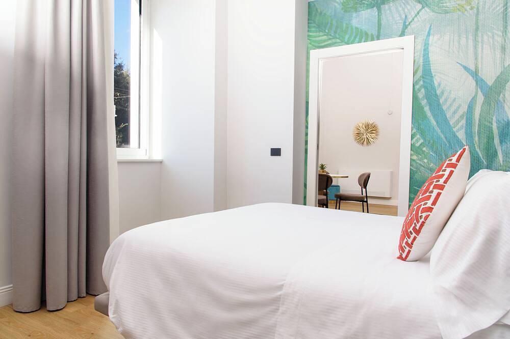 Entire apartment, Vesuvius Palace Aparthotel - Minerva Apt in Ercolano, Vesuvio National Park