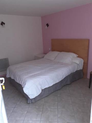 Gîte pour 2 personnes, avec terrasse à Rogny-les-Sept-Écluses