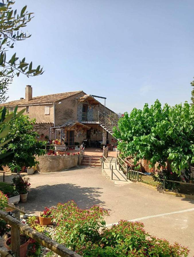 Ganze Wohnung, Three-Bedroom Apartment in Castellnou de Bages, Pla de Bages DO