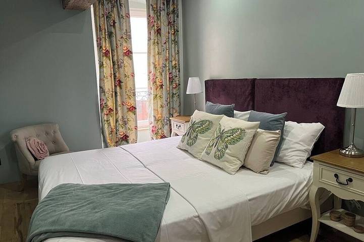 Chambre d’hôte pour 8 personnes à Flavigny-sur-Ozerain
