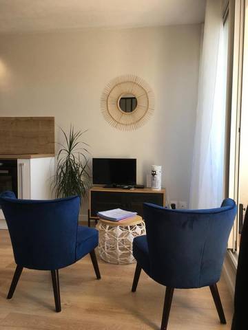Gîte pour 2 personnes, avec balcon et vue dans Plage Kerambigorn