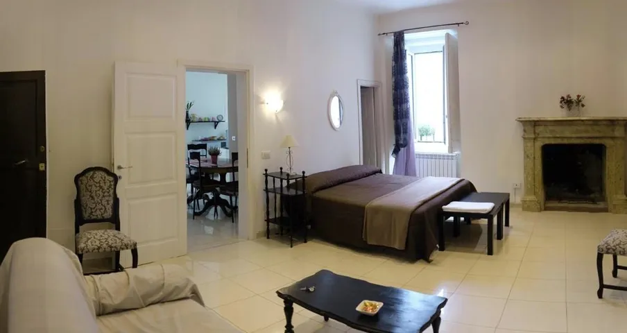 Alojamiento y desayuno para 4 personas, con balcón y vistas - 1
