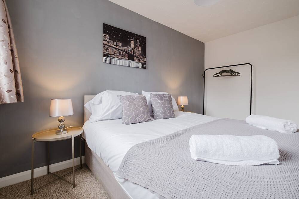 Modern & comfortable 3 bed house in Milton Keynes, Südostengland