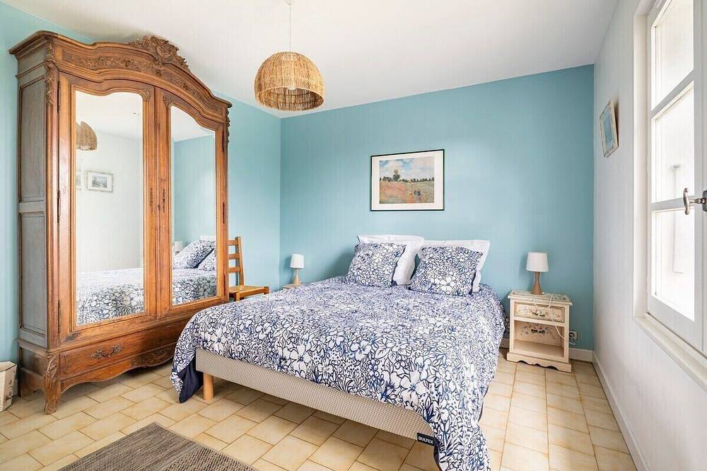 Villa-Mountain view-Private Bathroom in Mours-Saint-Eusèbe, Valence region
