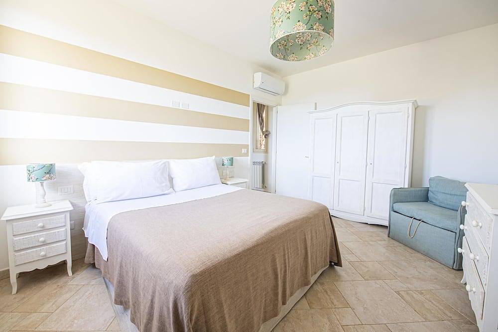 Villa Elisabetta mit Hydromassage und Poolbereich in Alezio, Golf von Tarent