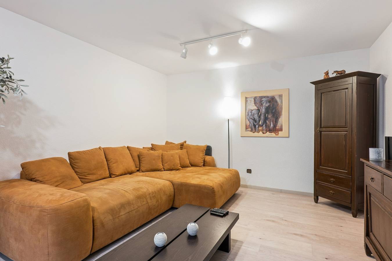 Garden Apartment in Dream Location with Wi-Fi and Terrace in Neckarbischofsheim, Kraichgau