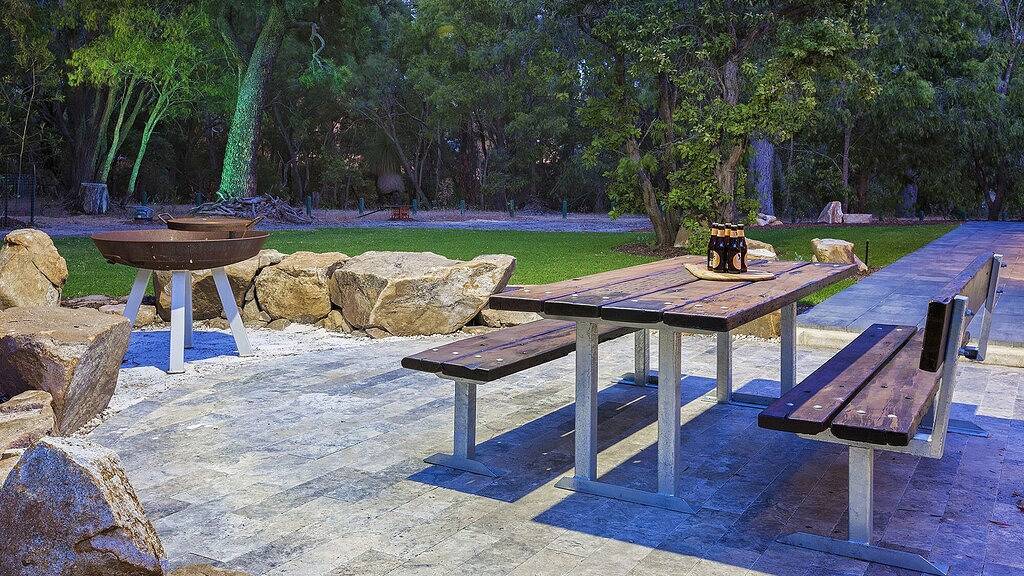 Maybrook Minutes from Meelup Beaches and Dining in Dunsborough, Western Australia