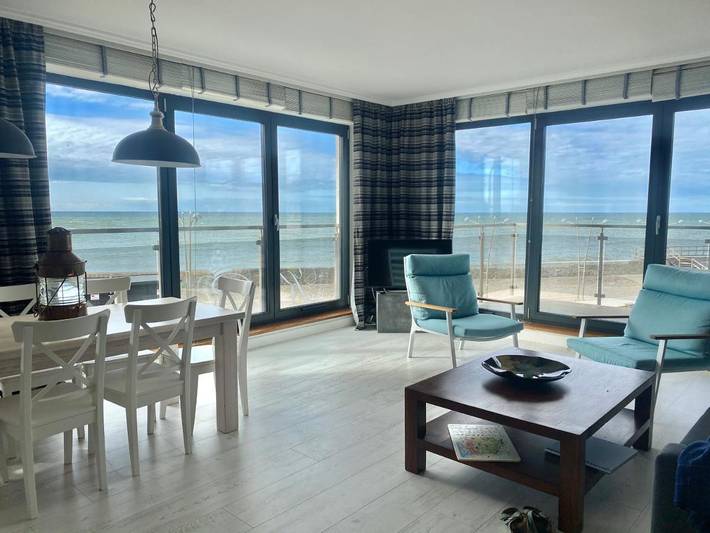 Ferienwohnung für 4 Personen, mit Balkon und Terrasse sowie Garten und Ausblick in Darłowo