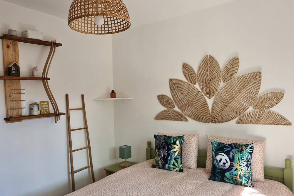 Cozy family home: private garden & parking | very quiet. 3 minutes from the Cité. in Carcassonne, Carcassonne region