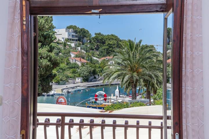 Zimmer für 3 Personen, mit Balkon/Terrasse - 1