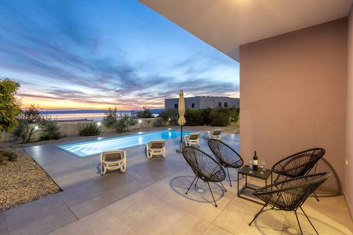 Ferienhaus für 8 Personen, mit Balkon und Garten - 1