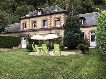 Gîte pour 12 personnes, avec terrasse à Le Héron