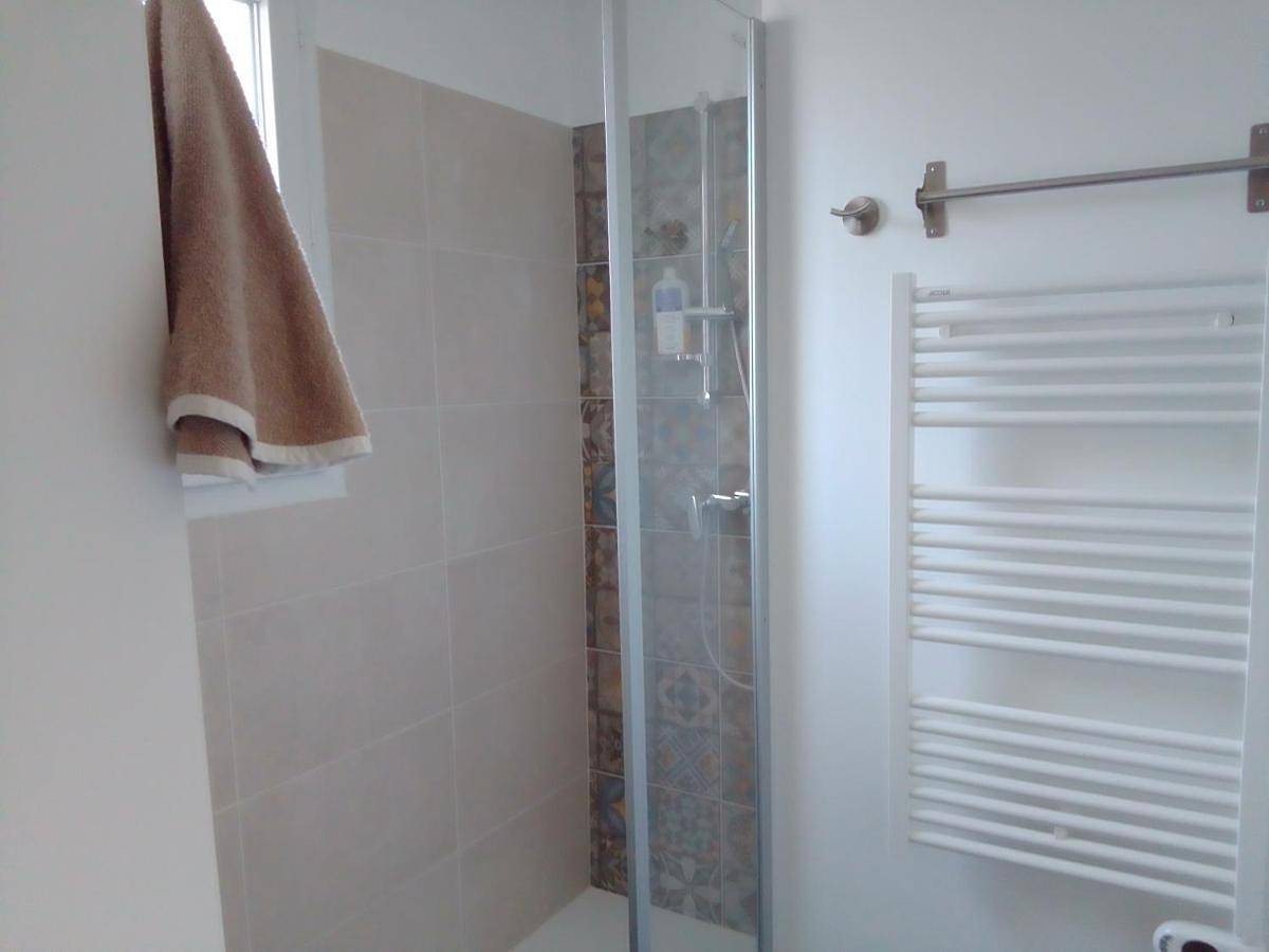 Appartement de vacances entier, Chambre privée in Tulette, Région de nyons