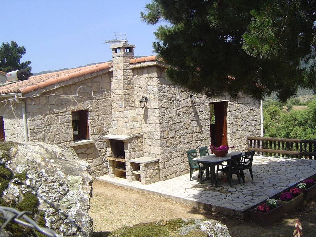 Gîte en pierre à la campagne, 10 minutes des plages in Sollacaro, Arrondissement de Sartène