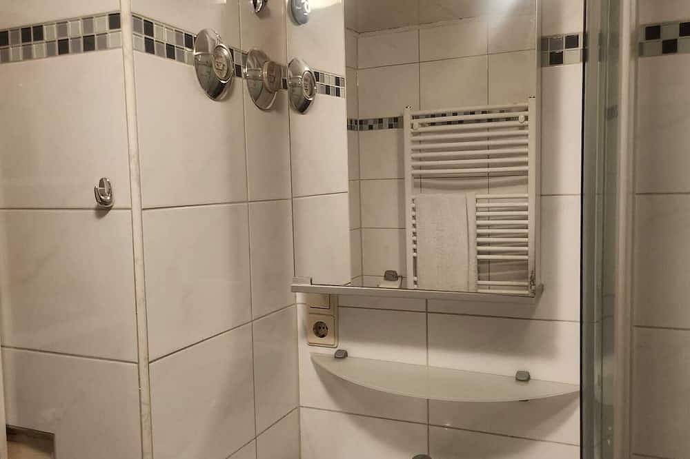 Ganze Wohnung, Charming 2-bedroom apartment with Wifi and Ac in serene Ebhausen in Ebhausen, Nordschwarzwald