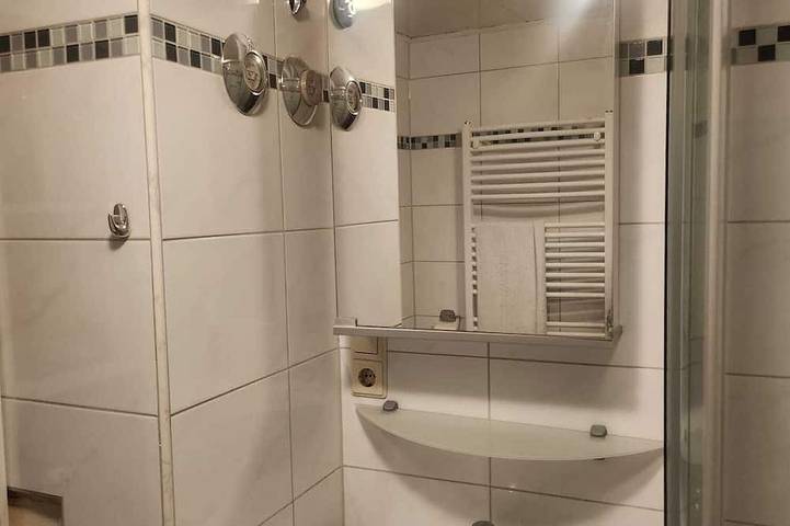 Ganze Wohnung, Charming 2-bedroom apartment with Wifi and Ac in serene Ebhausen in Ebhausen, Nordschwarzwald