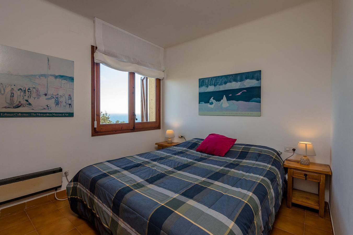 Apartamento entero, R-7 Apartamento con excelente vista al mar y piscina in Calella de Palafrugell, Palafrugell