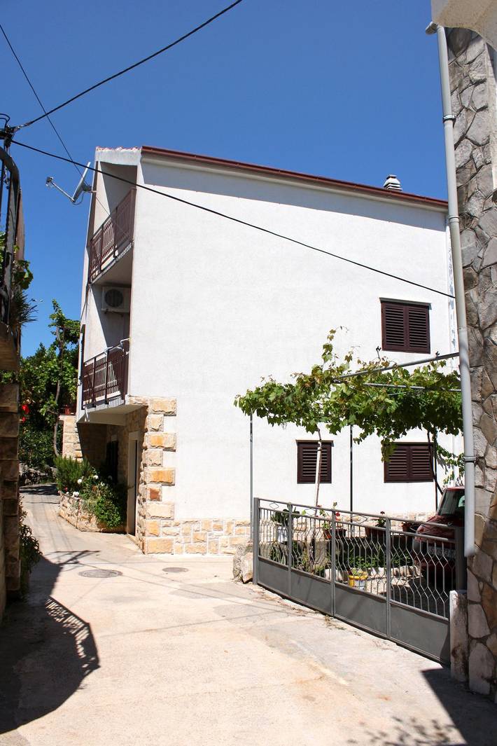 Ganze Wohnung, 1-Zimmer-Ferienwohnung mit Klima Sucuraj, Hvar A-6732-e in Sucuraj, Hvar