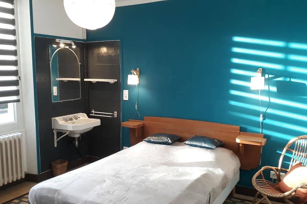 Jullouville, Villa 200m from the beach, close to shops. Comfort and relaxation! in Jullouville, Côte de la Déroute