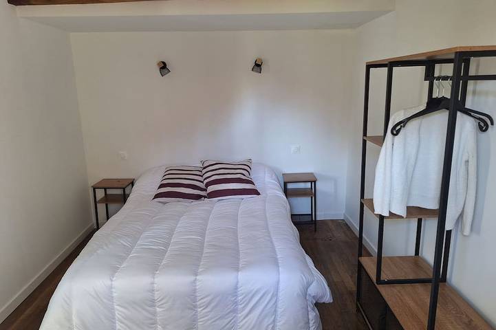 Location de vacances pour 12 personnes, avec jardin à Faux-la-Montagne - 2