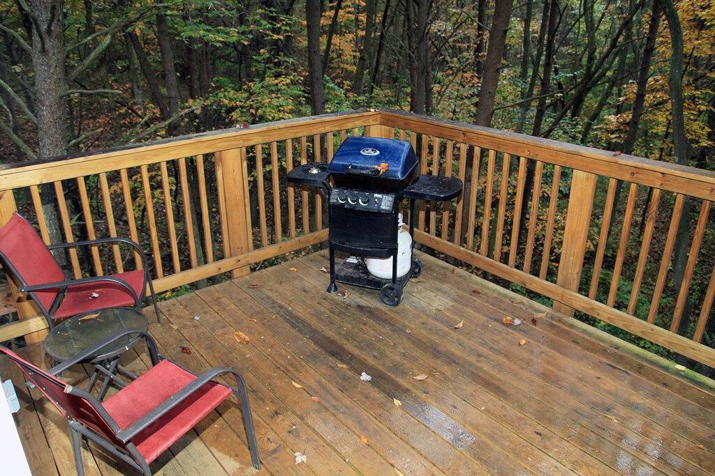 Kabine-Eigenes Badezimmer-Standard-Treetops Cabin in Hocking Hills
