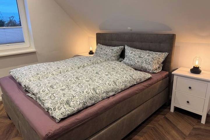 Ganze Wohnung, Gemütliche & Nachhaltige Ferienwohnung im Herzen von Rastede in Rastede, Ammerland